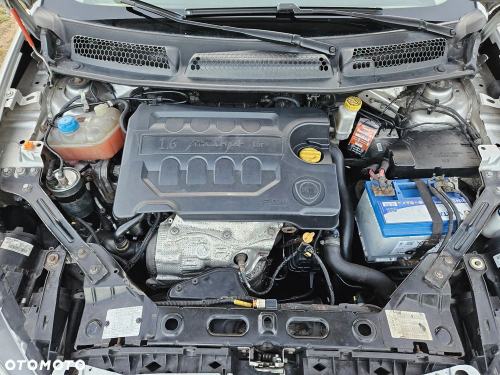 Lancia Delta 1.6 MultiJet 16v Oro - 15