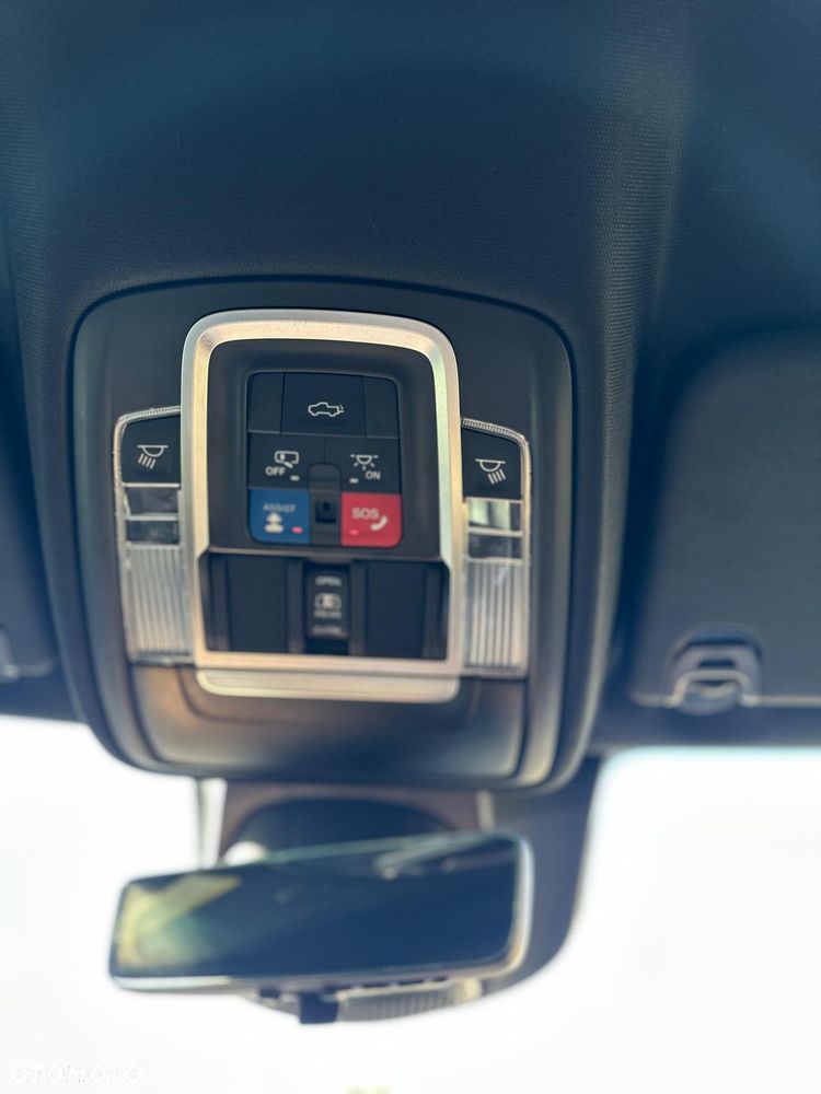 RAM 1500 5.7 Crew Cab Longhorn - 33