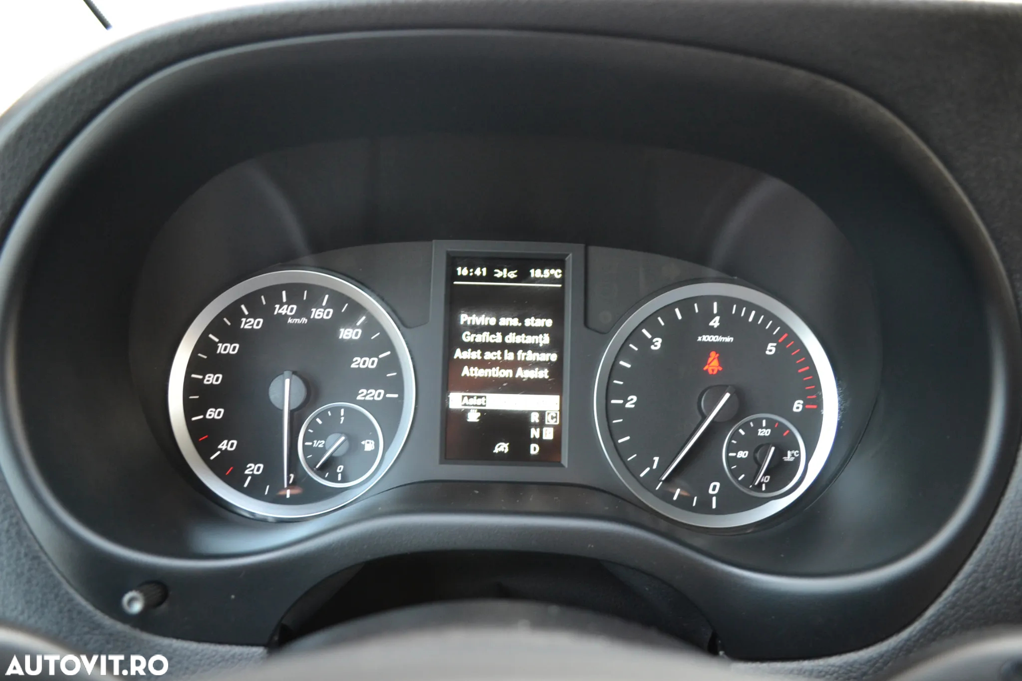 Mercedes-Benz VITO VAN 116 CDI MIX/E 4X4 - 19