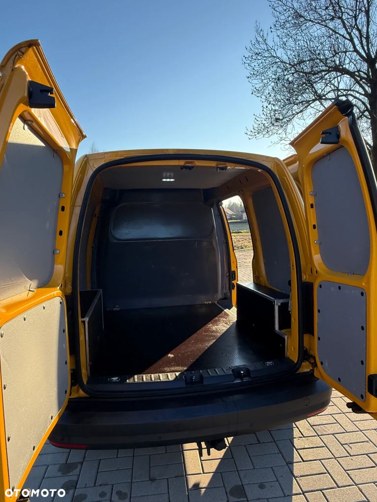 Volkswagen CADDY - 16