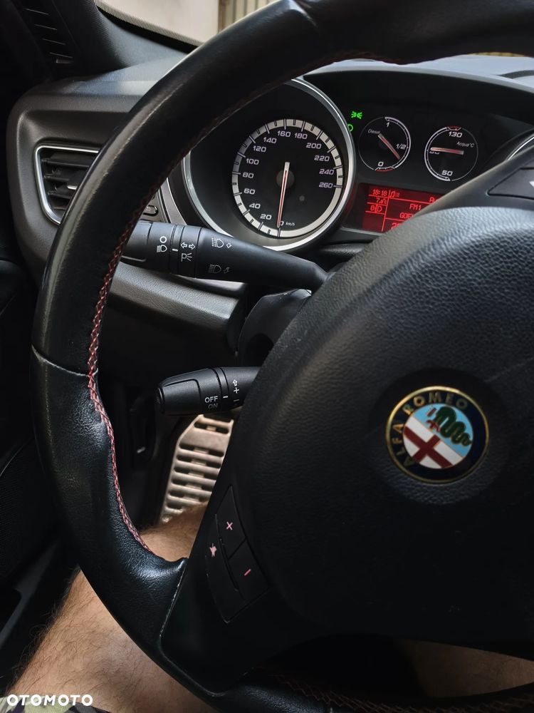 Alfa Romeo Giulietta 2.0 JTDM 16V - 27
