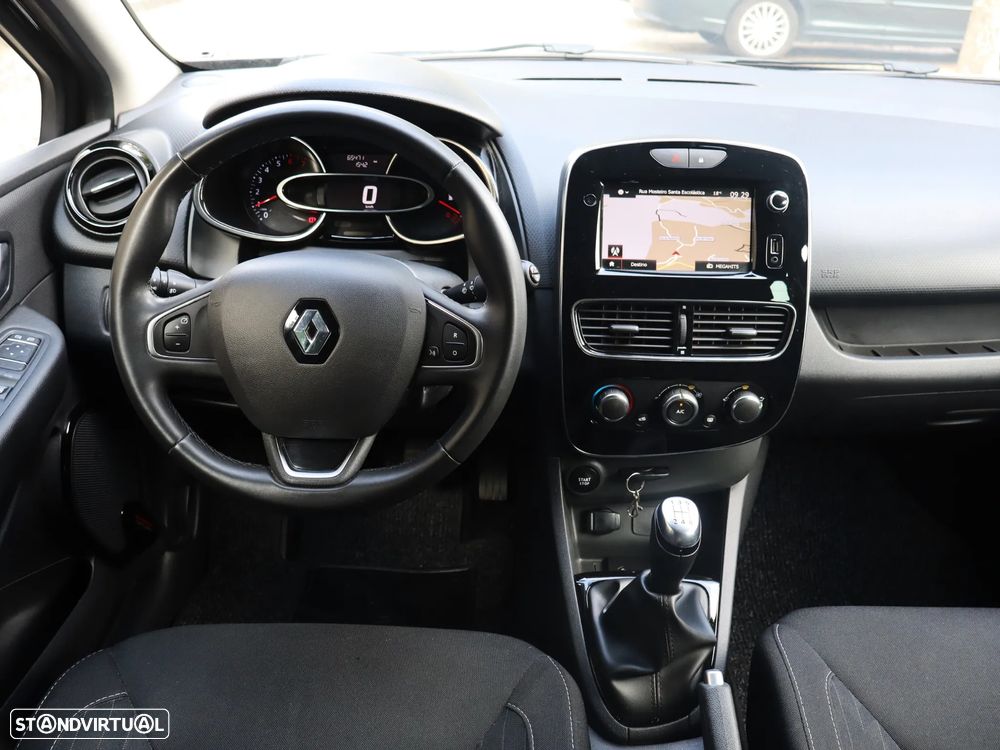 Renault Clio 0.9 TCe Limited - 9