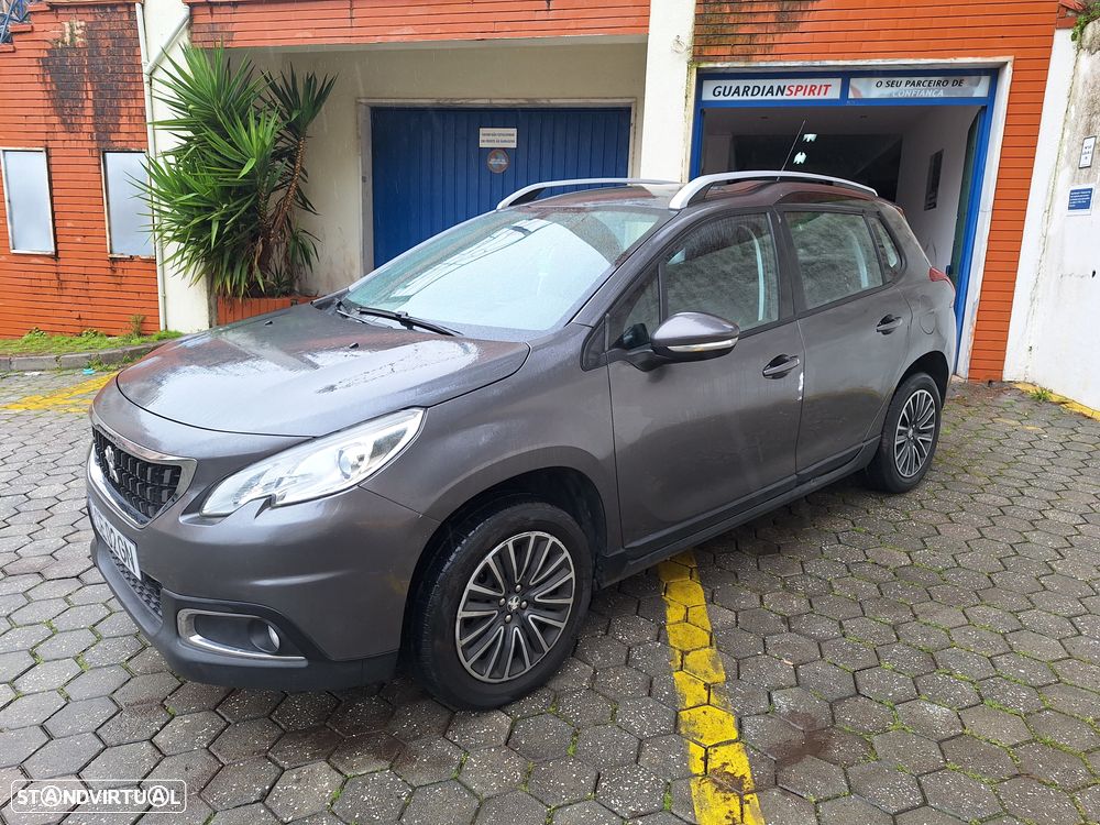 Peugeot 2008 1.2 PureTech Active - 9
