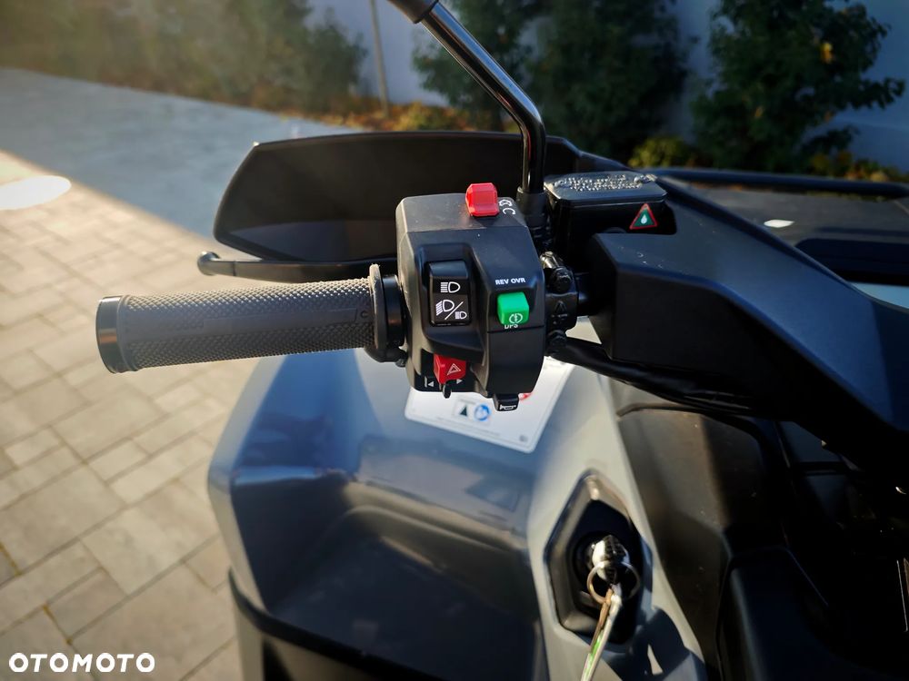 Can-Am Outlander Max - 10