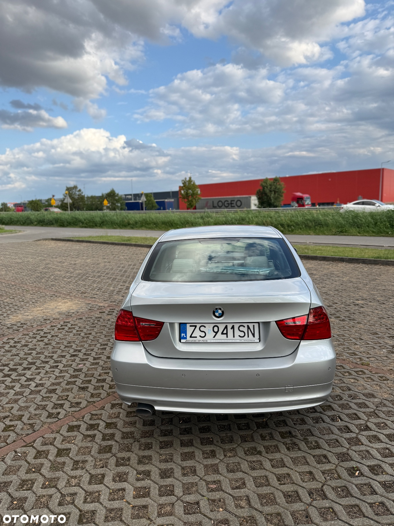 BMW Seria 3 320d DPF Touring - 6