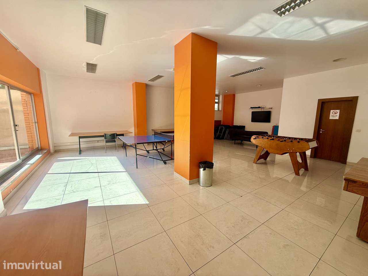 T2 ALTA DE LISBOA COM PISCINA E TERRAÇO DE 112m2 - Grande imagem: 4/36