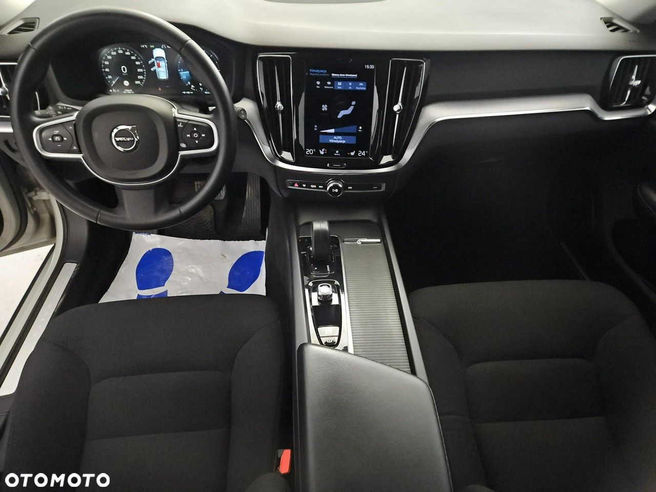 Volvo V60 - 13