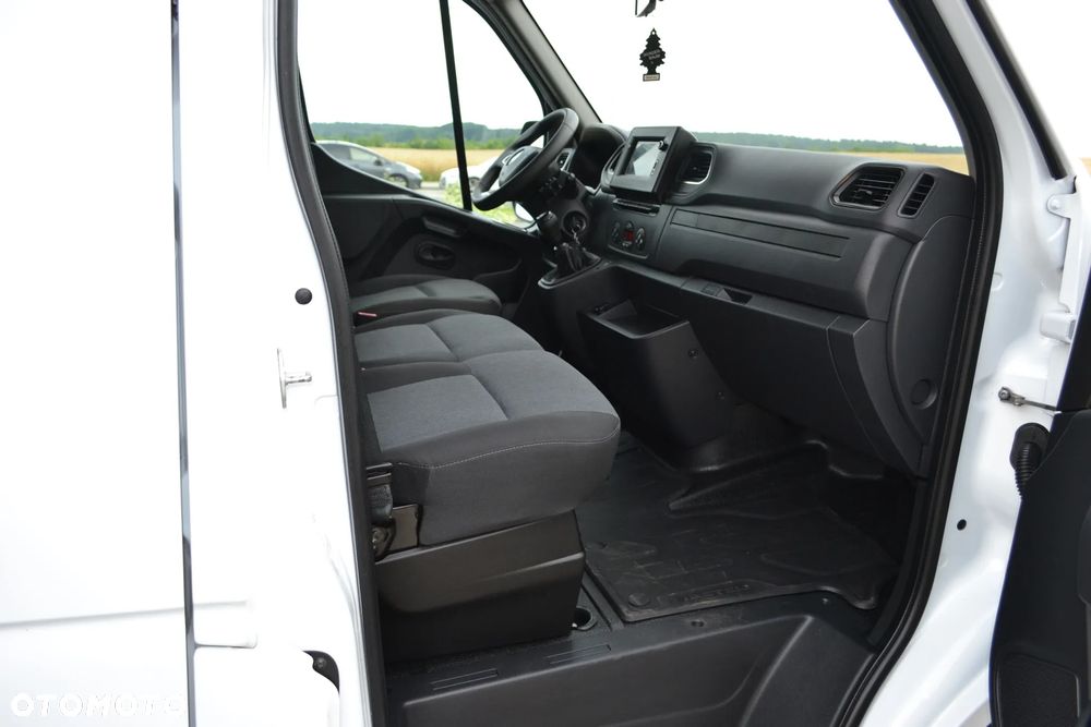 Renault Master - 24