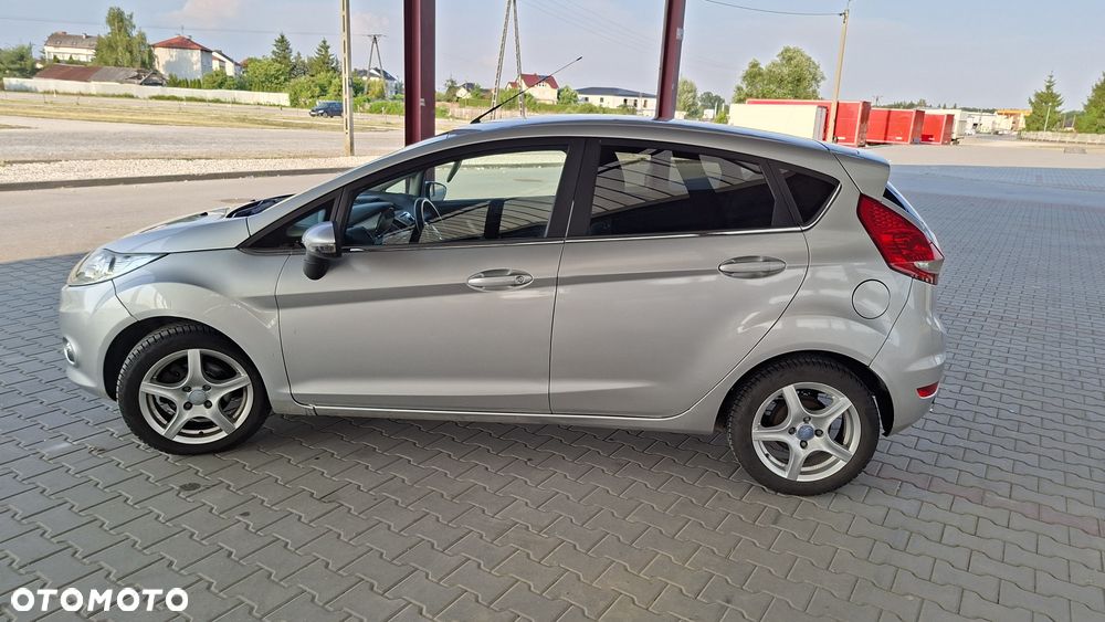 Ford Fiesta - 1