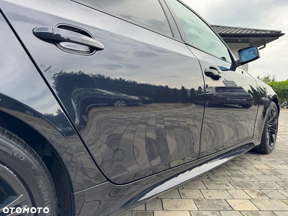 BMW Seria 5 520d - 14