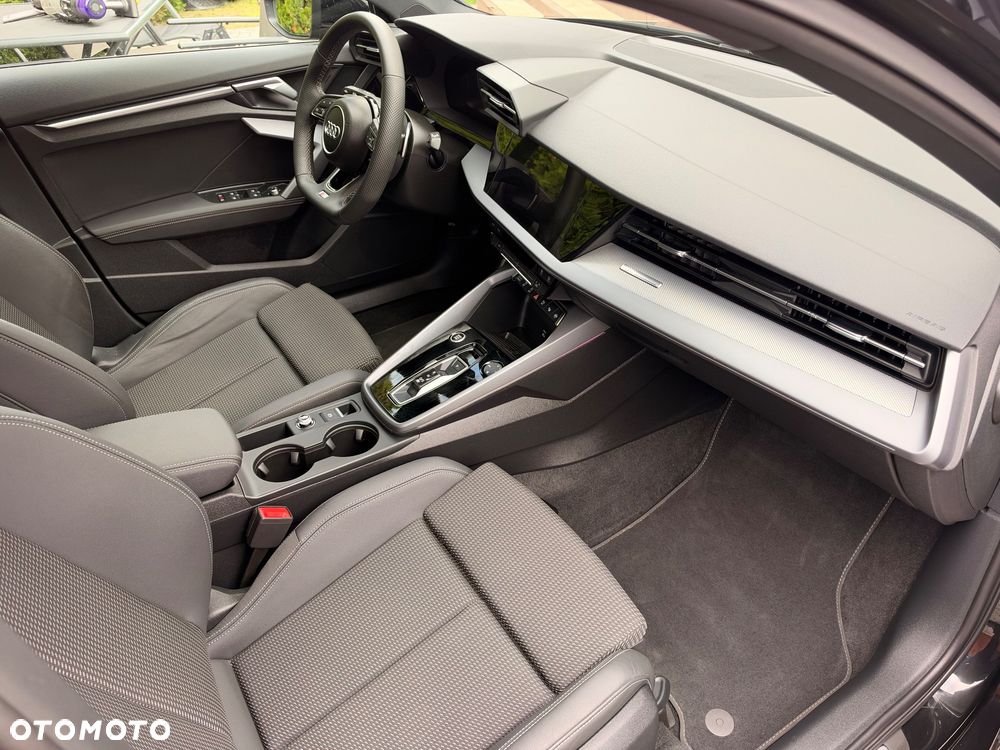 Audi A3 Sportback - 11