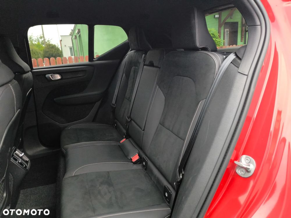 Volvo XC 40 B3 B DKG Plus Dark - 5