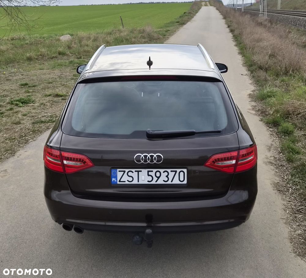 Audi A4 Avant 2.0 TDI Multitronic - 11