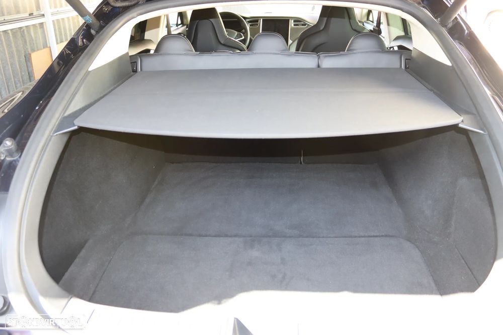 Tesla Model S Performance - 19