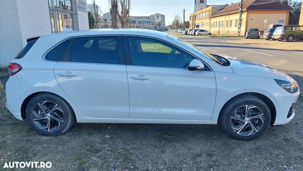 Hyundai i30 1.5 110CP 5DR M/T Highway - 3