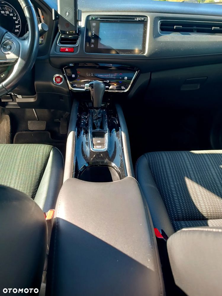 Honda HR-V 1.5 Executive (ADAS) CVT - 11