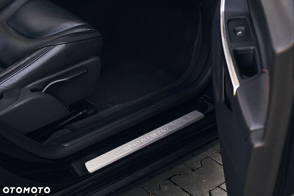 Volvo V60 D2 Ocean Race - 20