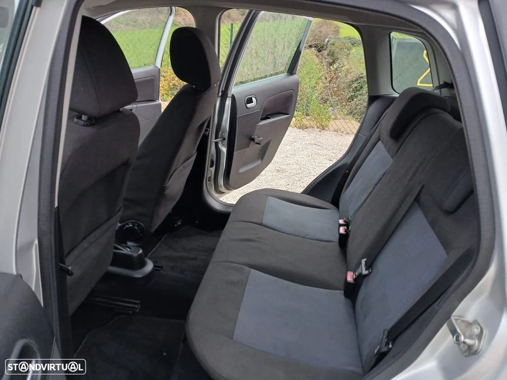 Ford Fiesta 1.25 Trend - 3