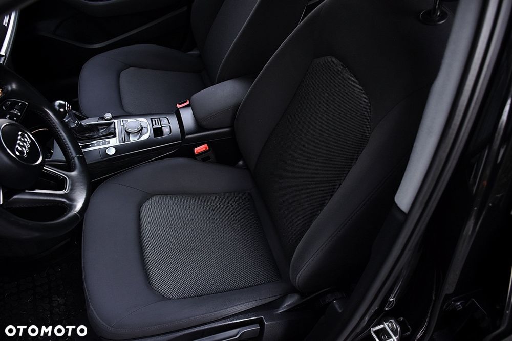 Audi A3 Limousine 1.5 TFSI S tronic - 32