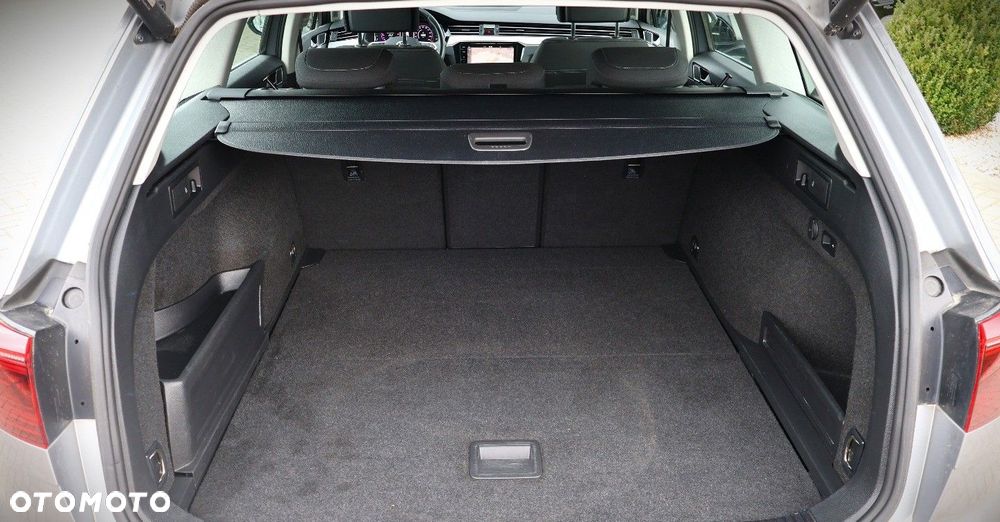 Volkswagen Passat Variant ver-variant-2-0-tdi-scr-dsg-4motion-business - 23