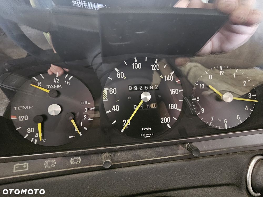 Mercedes-Benz W123 - 5