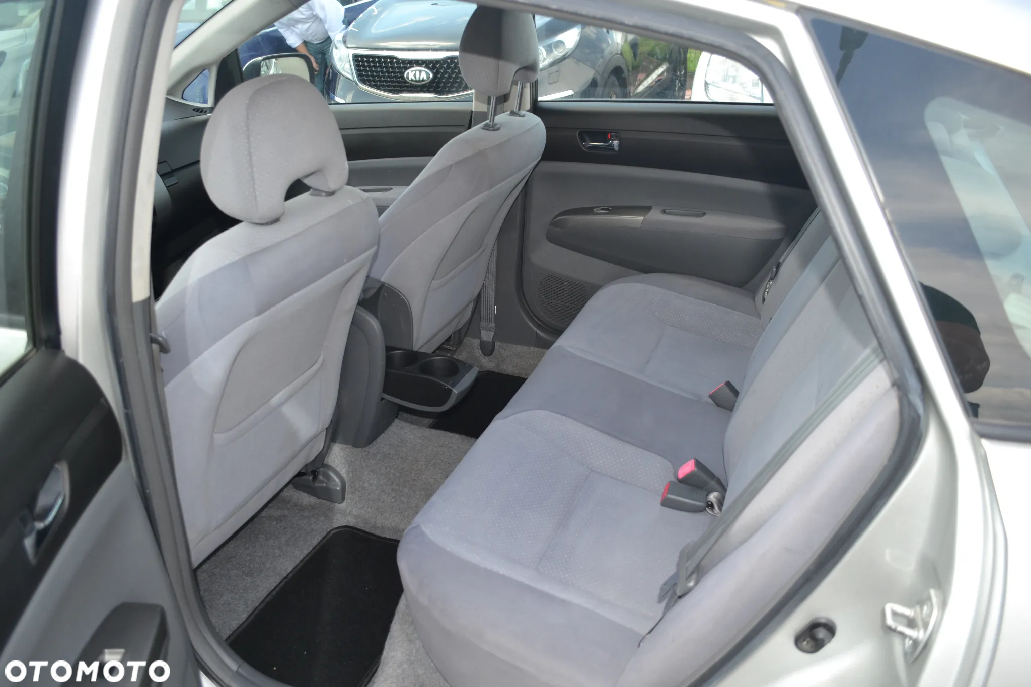 Toyota Prius - 10