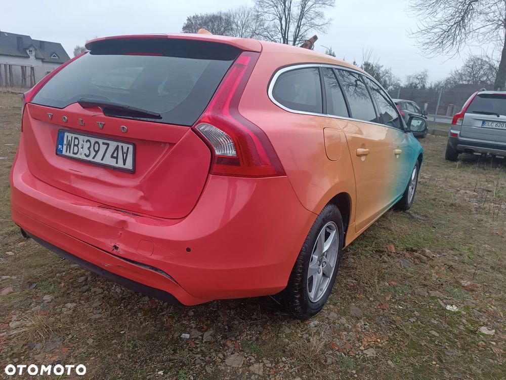 Volvo S60 D3 Drive-E Dynamic Edition (Momentum) - 15