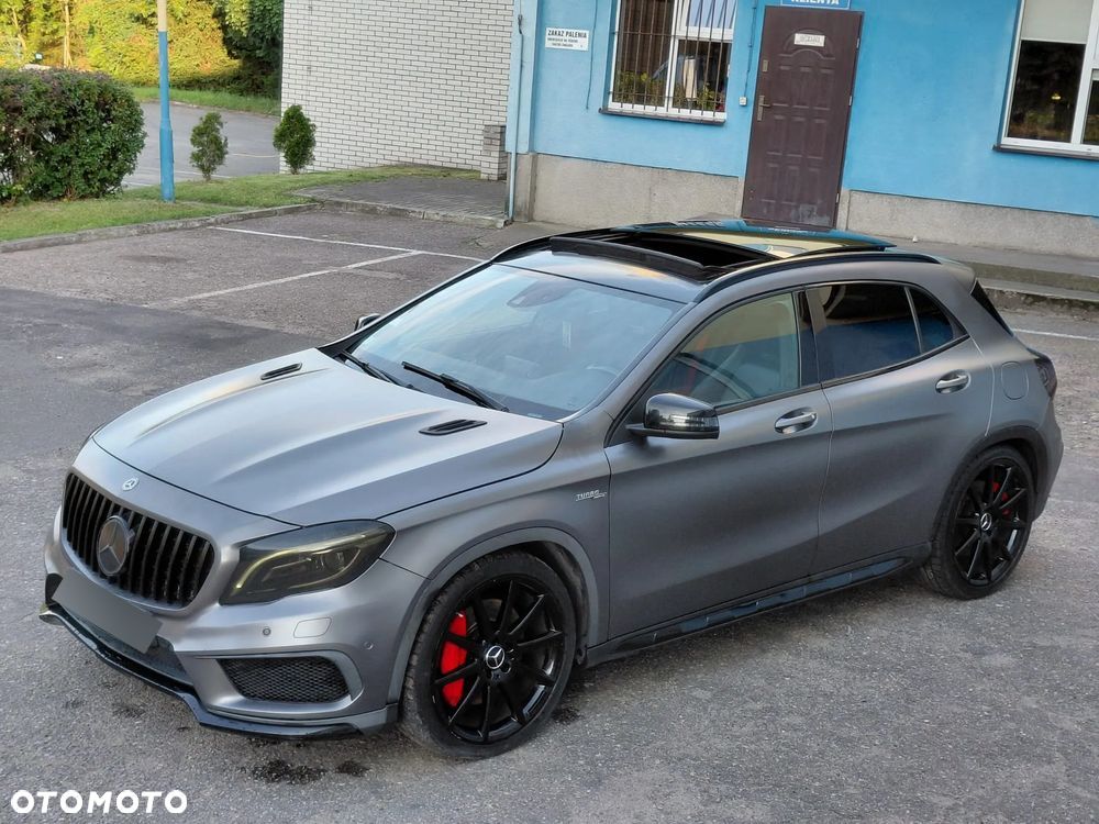 Mercedes-Benz GLA 45 AMG 4Matic 7G-DCT Edition 1 - 4