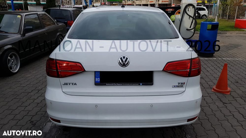 Volkswagen Jetta 1.2 TSI Comfortline - 5