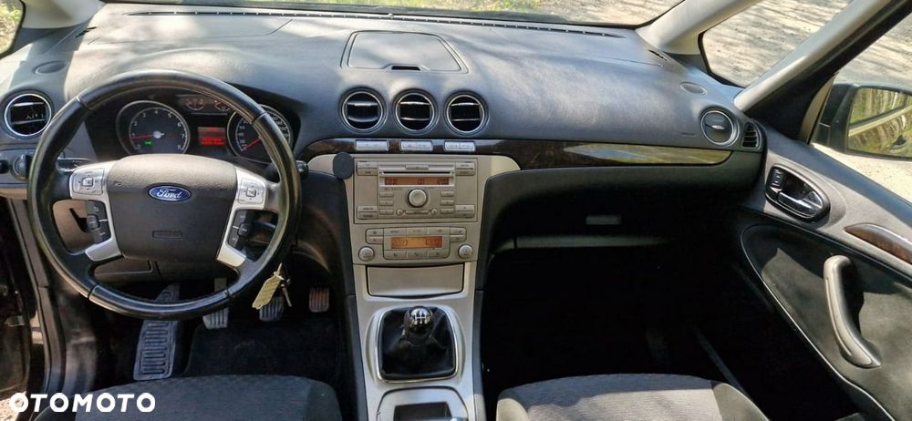 Ford Galaxy - 5
