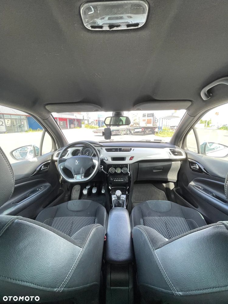 Citroën DS3 1.6 HDi SoChic - 9