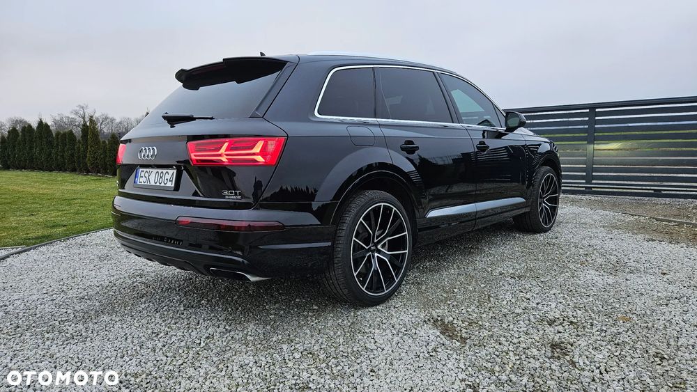 Audi Q7 - 7