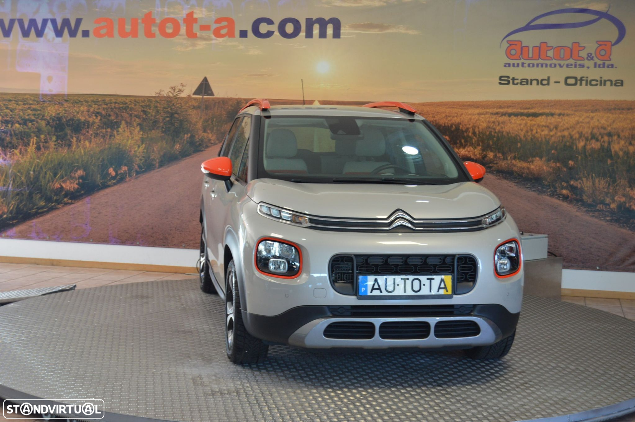 Citroën C3 Aircross 1.2 PureTech Shine - 8