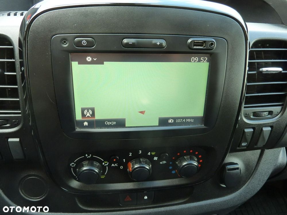 Opel Vivaro - 17