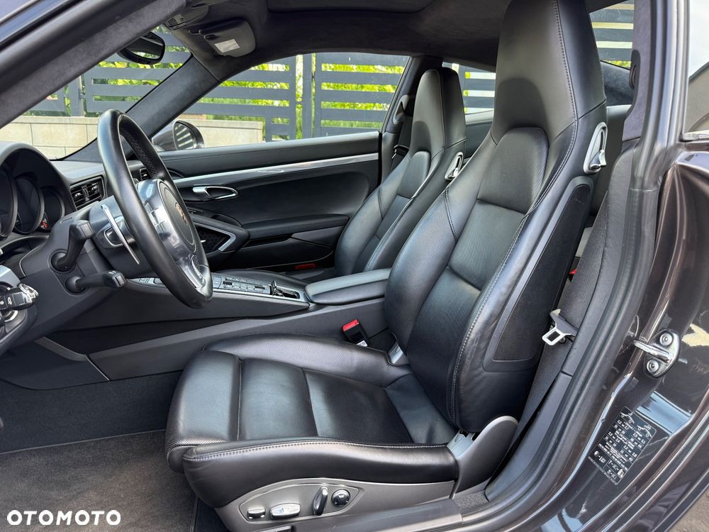 Porsche 911 Carrera S PDK 50 Jahre - 24