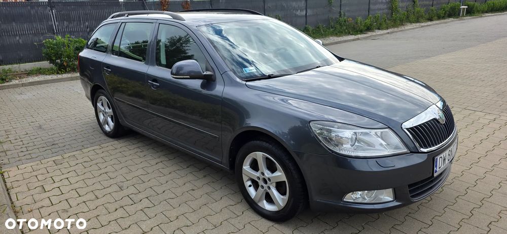 Skoda Octavia 1.8 TSI Ambiente - 2