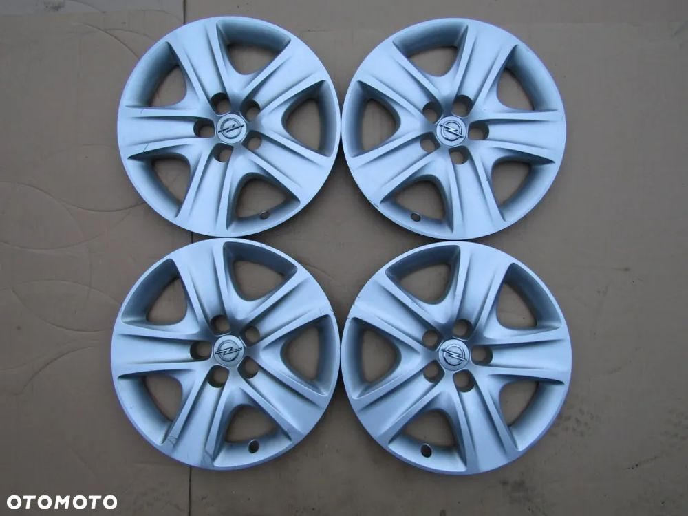 4x Kołpaki Strukturalne 17 Opel Zafira C Astra J Insignia B 5x115 - 3