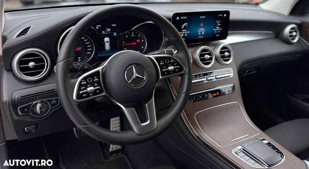Mercedes-Benz GLC - 21