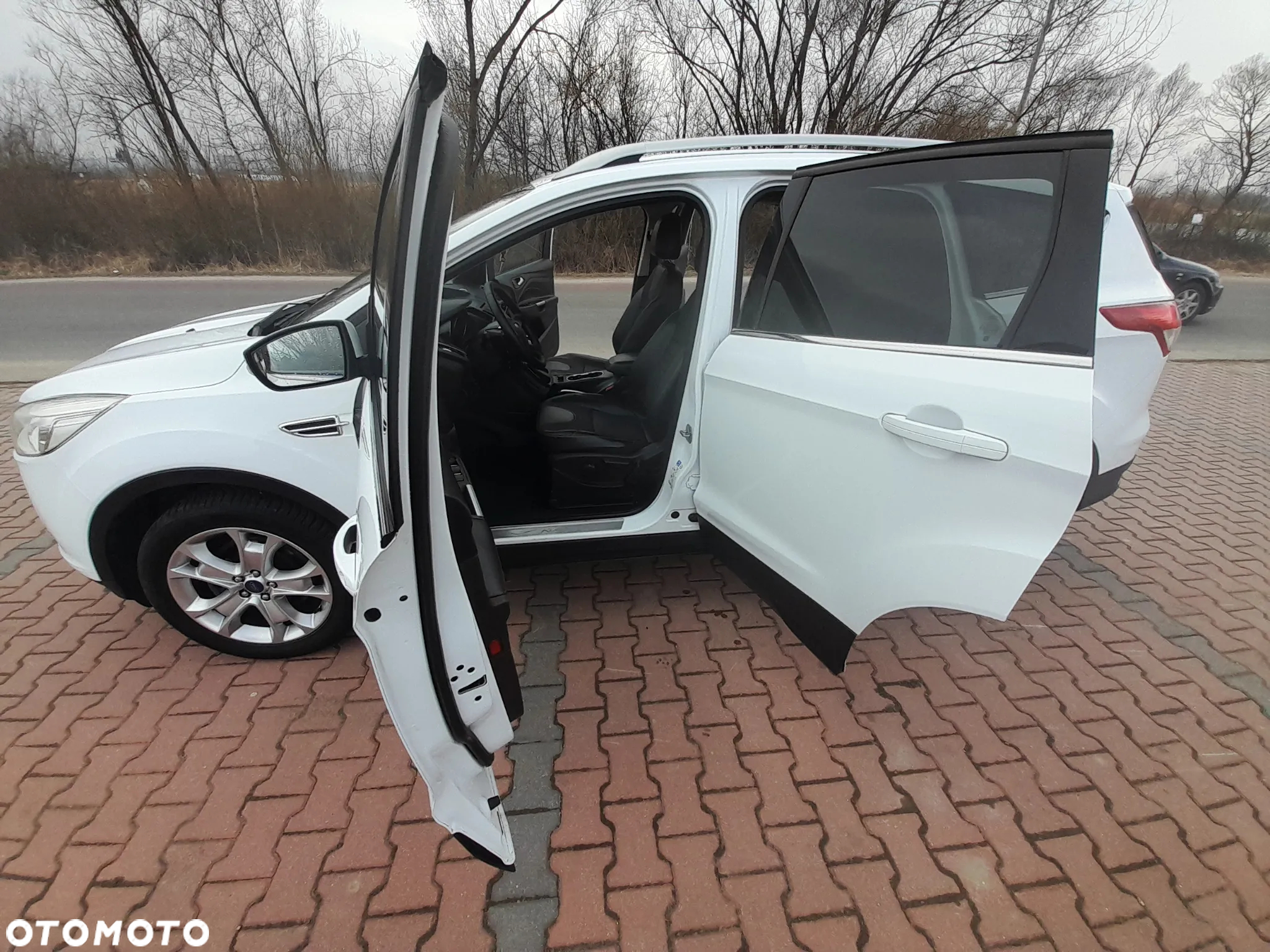 Ford Kuga 2.0 TDCi 4x4 Business Edition - 8