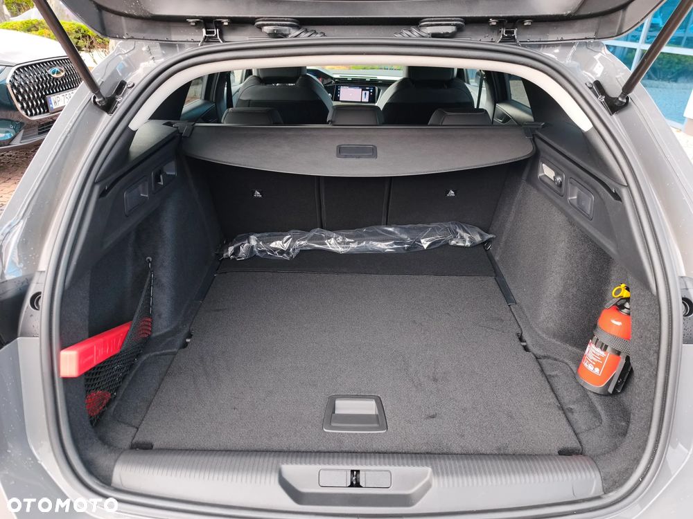 Peugeot 308 1.5 BlueHDi Allure S&S EAT8 - 21