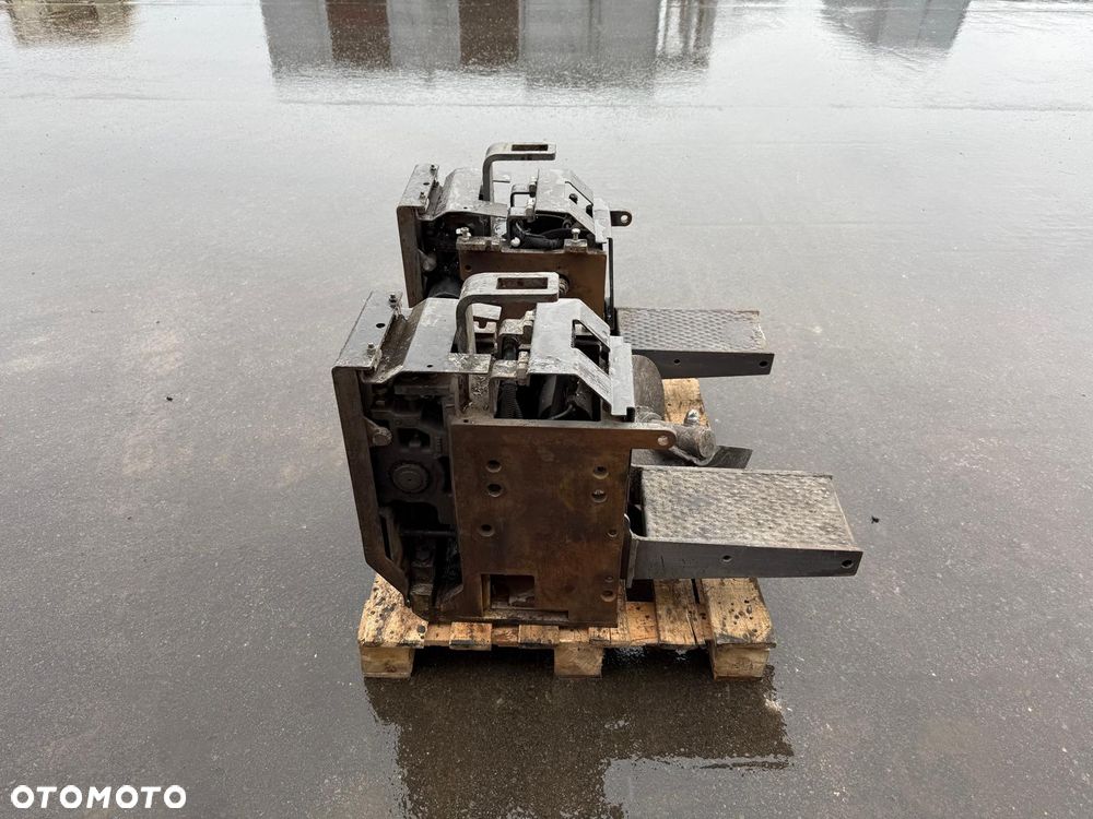 Volvo 4820,6820,6870,7820,8820 / D - 3