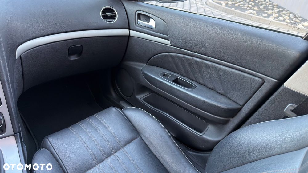 Alfa Romeo 159 1.9 JTDM 8V DPF Distinctive - 6