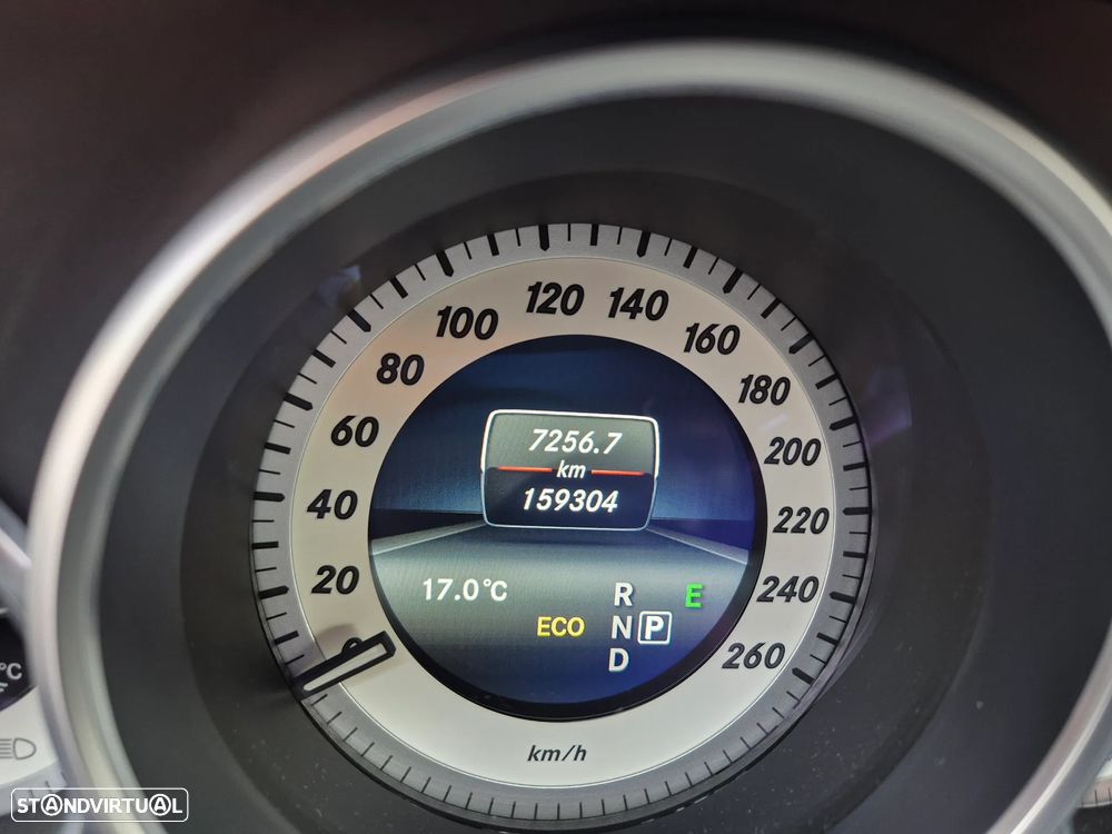 Mercedes-Benz CLS 220 Shooting Brake (BlueTEC) d 9G-TRONIC - 14