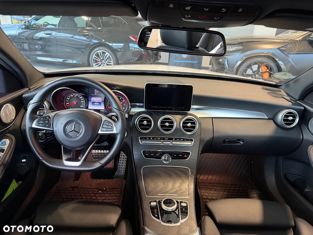 Mercedes-Benz Klasa C 200 4-Matic 9G-TRONIC - 31