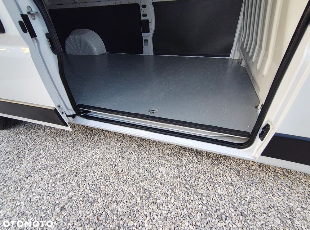 Opel Movano - 16