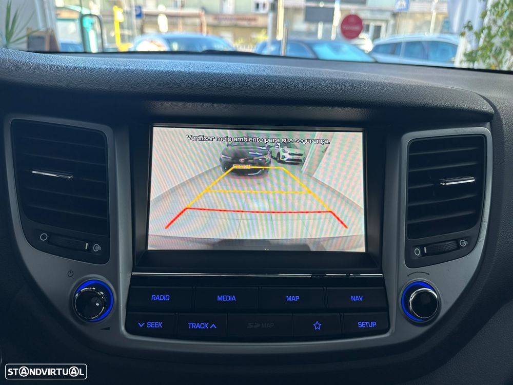 Hyundai Tucson 2.0 CRDi 4WD Auto Premium - 22
