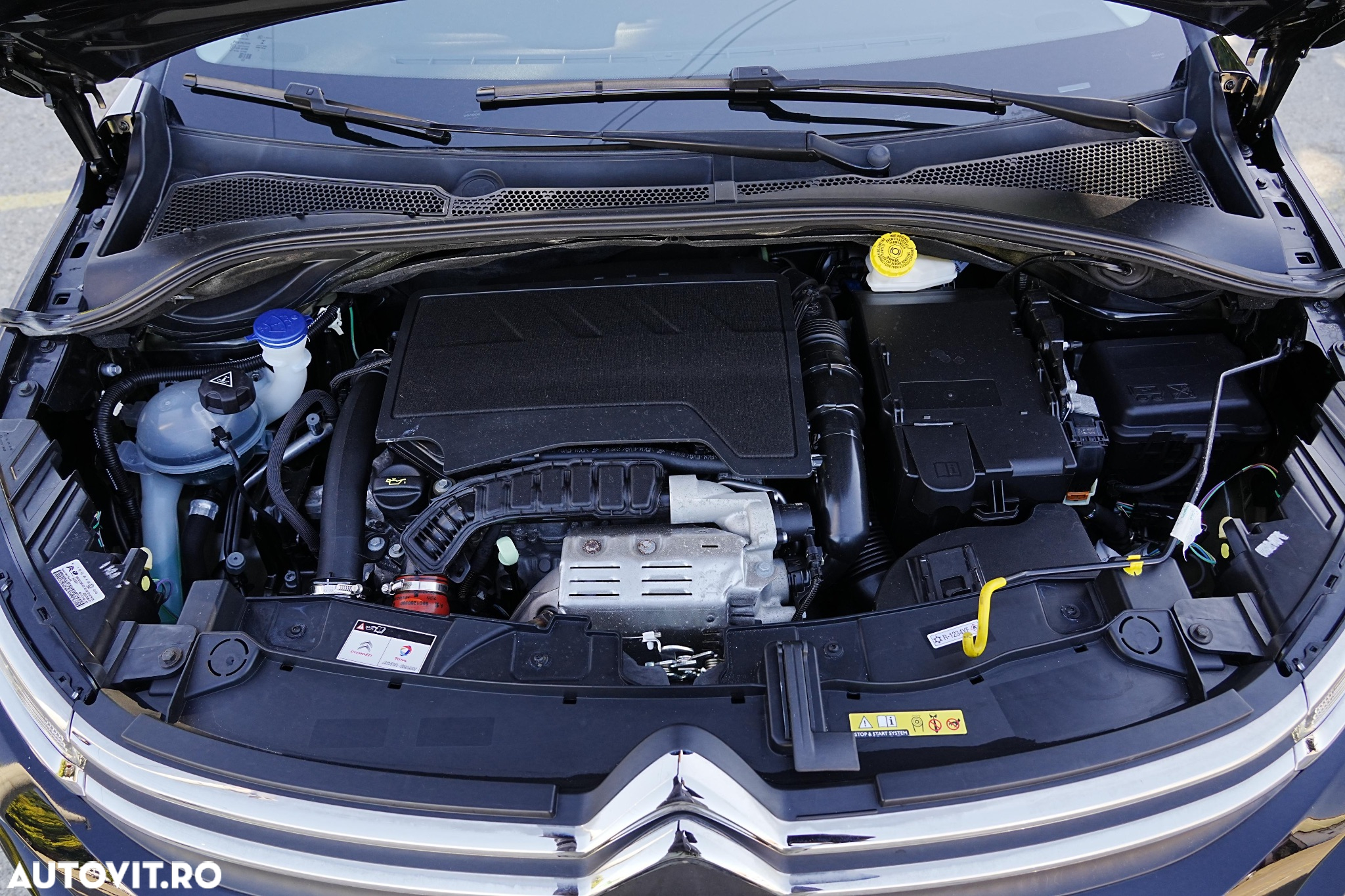 Citroën C3 1.2 PureTech S&S EAT6 Shine - 19