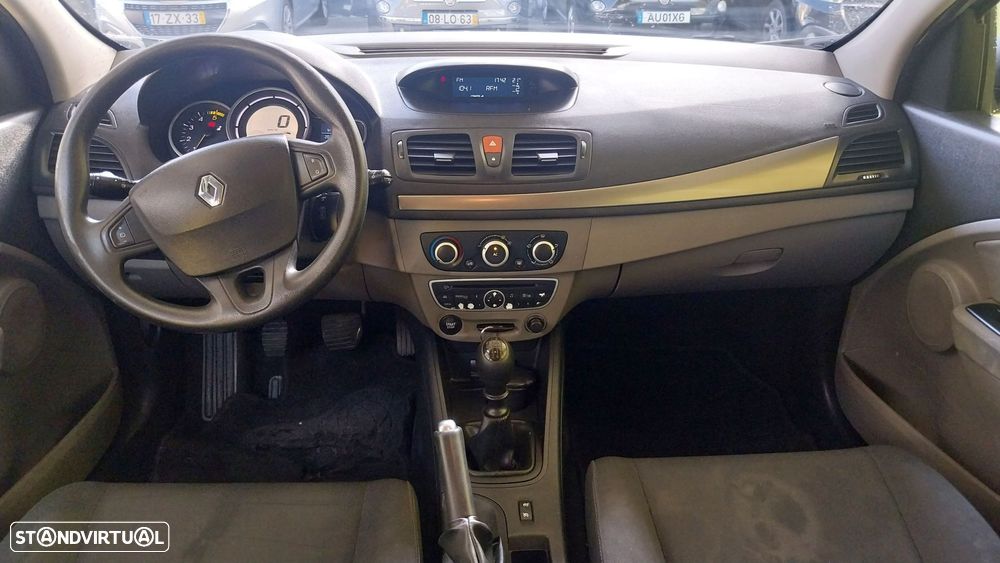 Renault Mégane 1.5 dCi Confort SS - 17