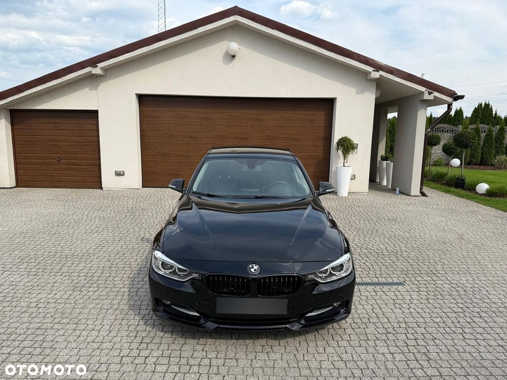 BMW Seria 3 335i Touring Sport Line - 3