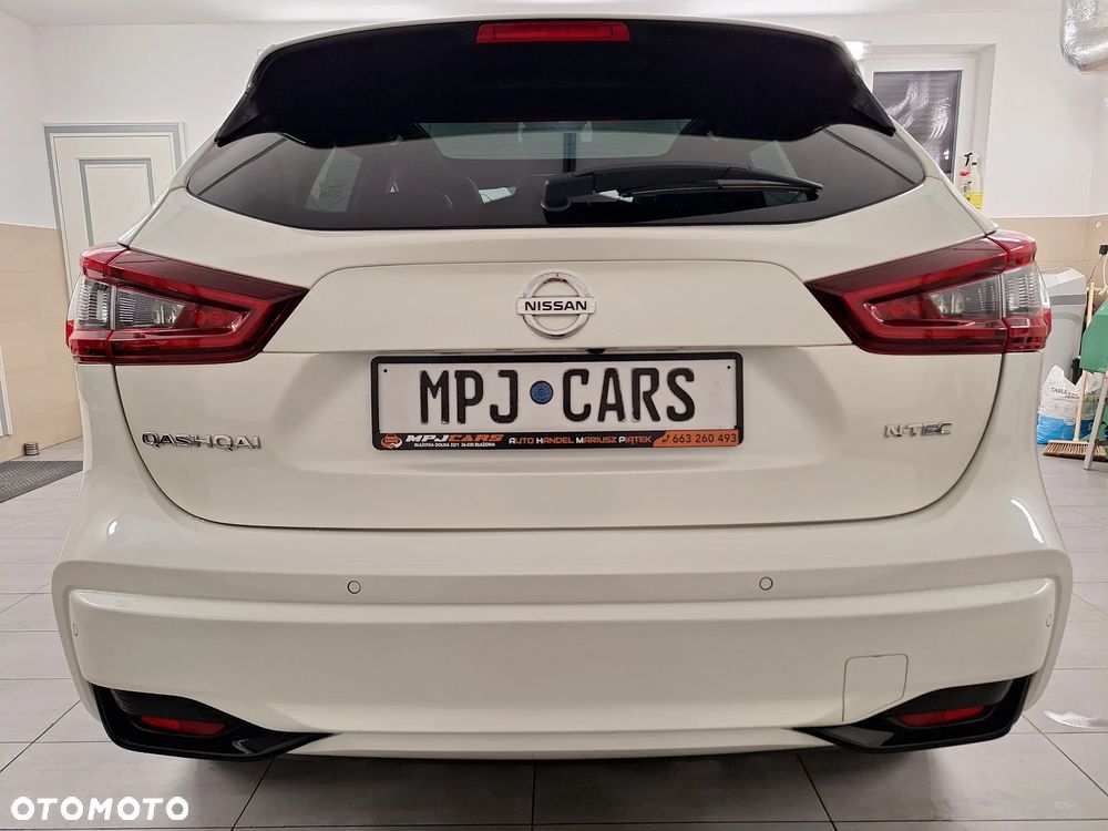 Nissan Qashqai 1.3 DIG-T TEKNA - 10